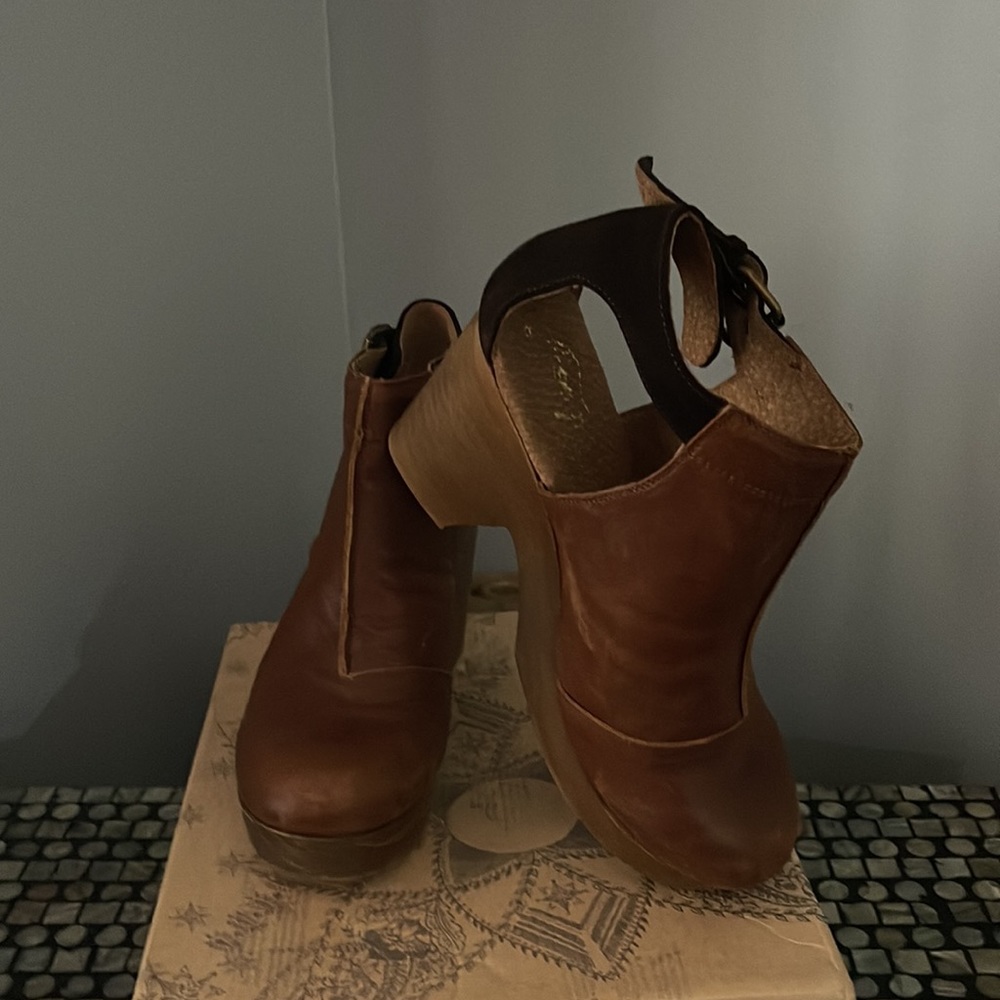 Free People Clog - Sz. 39.5 - Chocolate - Picture 4 of 9